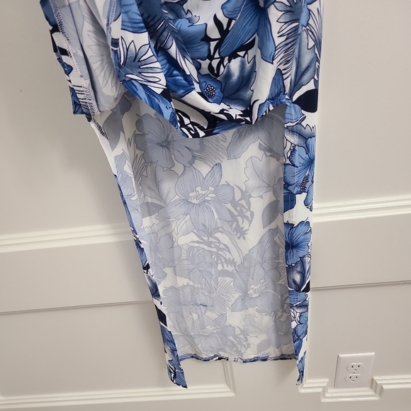 NEW Emily Stacy Women Blue Hibiscus Casual Spaghettis Strap Dress L. MSRP $50 - Picture 4 of 6